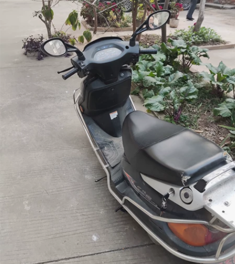 豪爵摩托星悦星，18年入手，五万公里，无牌...