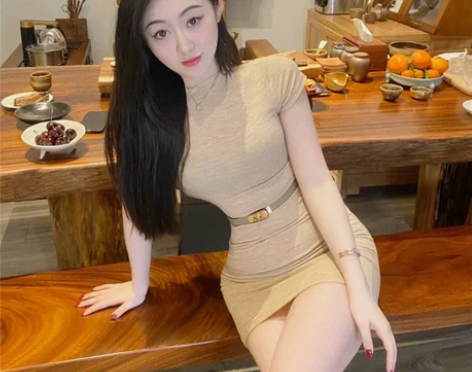 包臀短裙2022夏季新显身材显胸韩版小心机...