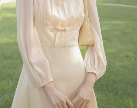 秋季裙子女气质修身名媛轻熟风方领连衣裙温柔...