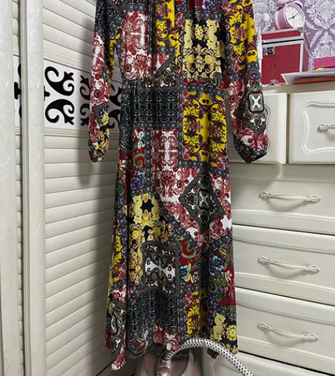 民族风连衣裙，超好看，很有范，质量好，无瑕...