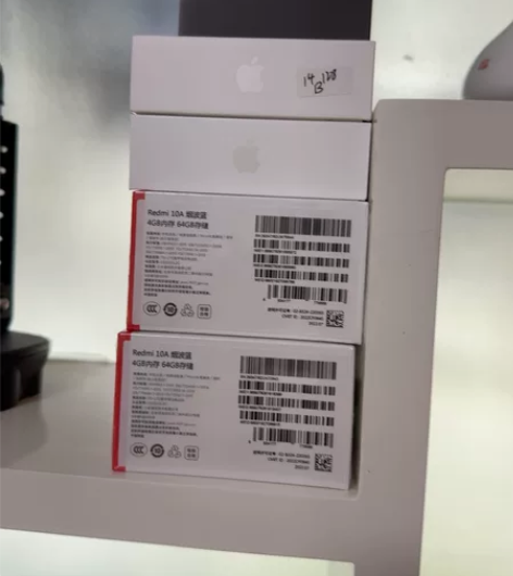 红米10A 4+64全新未开封 不接刀，打...