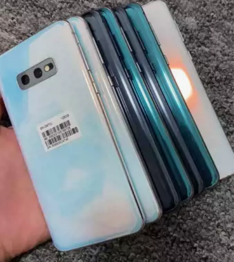 97 98 99新三星s10e 直屏 完美...