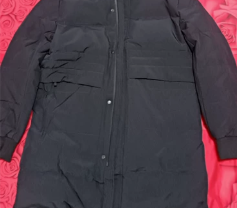 男士全新羽绒服 年初买的一直没穿 清理衣柜...