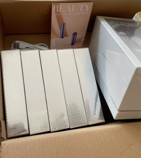 AMIRO六级六级射屏美容仪plus 功效...