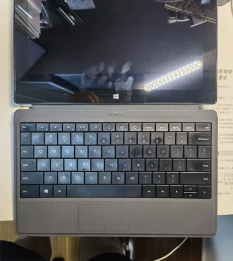 微软surface两用电脑，既可以当笔记本...