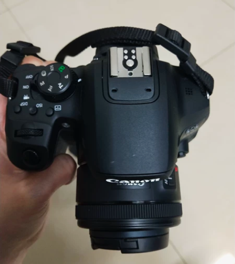 佳能850d  出单机!！! 放在干燥箱里...
