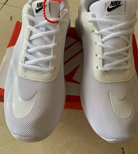 实拍 莆田耐克 纯白男女同款轻跑网布运动鞋...