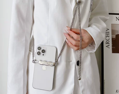 手机挂绳斜挎链条挂脖手机夹链子可背带高级感...