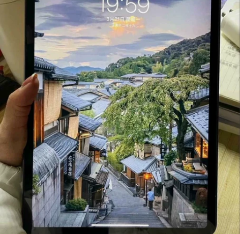 我就是专门做二手平板的店主，出2021款i...