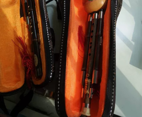 娃娃小学校学习用的葫芦丝，现在毕业了，也不...