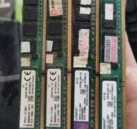 两对金士顿4G，一共四根16G内存条，升级...
