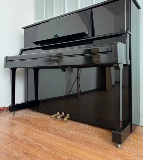 清仓赔本卖，原装进口钢琴，现有几百台钢琴出...