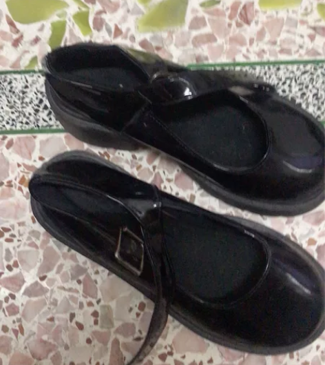 2022新款女鞋真皮小皮鞋粗跟复古学院风j...