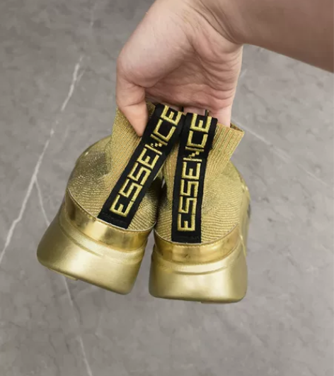 李宁悟道系列鞋39码成色如图随便出了，售出...