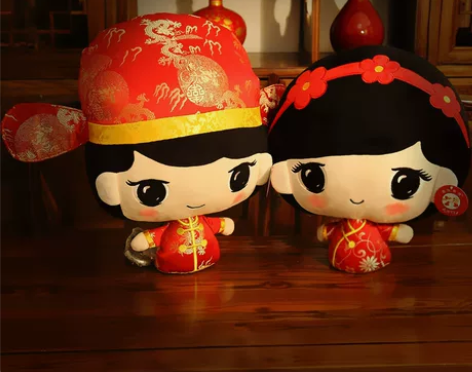 毛绒布艺玩具，婚庆结婚压床布偶娃娃。结婚仪...