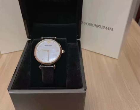 阿玛尼手表 八成新出