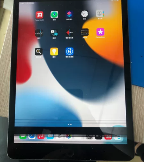 iPad 7代 128g ，换过外屏，把屏...