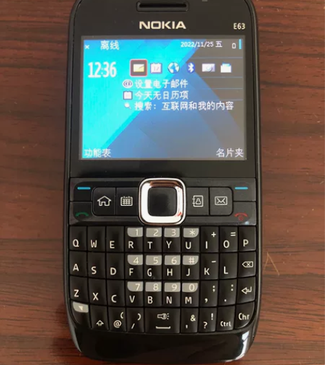 诺基亚E63情怀机，只能用作通话，支持移动...