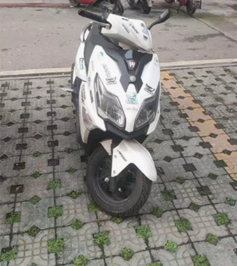 豪爵AFR125 买成10899，行驶70...