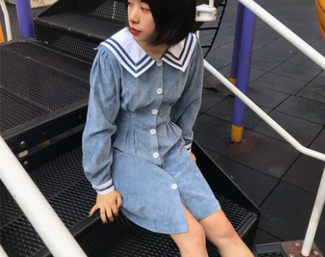 ?迷路森林 雾霾蓝色《海洋》日系修身海军连...