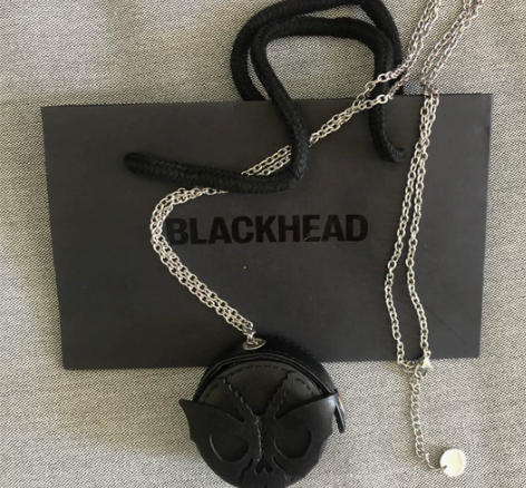 mini项链包潮搭款 感兴趣的话点“我想要...