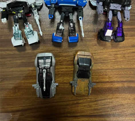 变形金刚 围城 警车 烟幕 路障 僵尸路障...