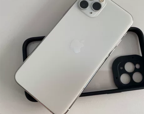 出自用苹果11pro日版256G，全原无拆...