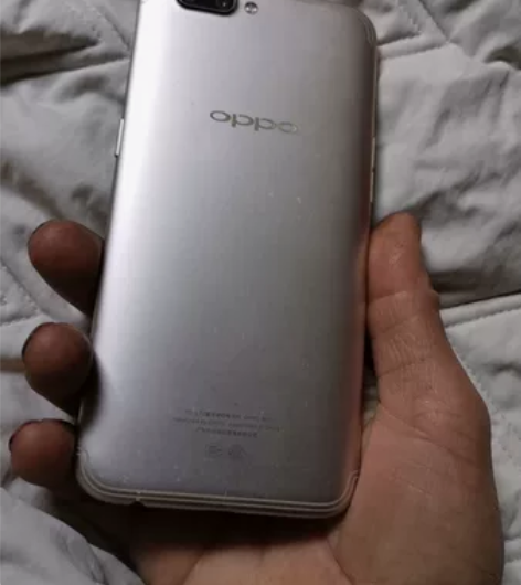 oppor11 4＋64G手机原装机器屏幕...