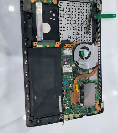 华硕S551L笔记本主板 I7-4500U...