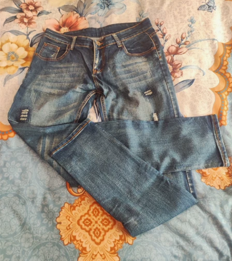 闲置男牛仔裤，几乎全新。尺码31，料子，版...