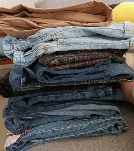 牛仔裤清仓，长胖了很多裤子都穿不下啦，如果...