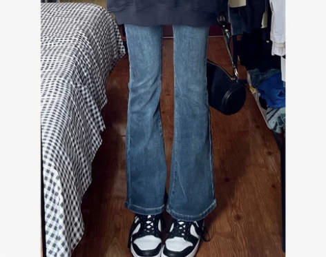 ?大码复古牛仔裤子女春季新款高腰直筒修身长...