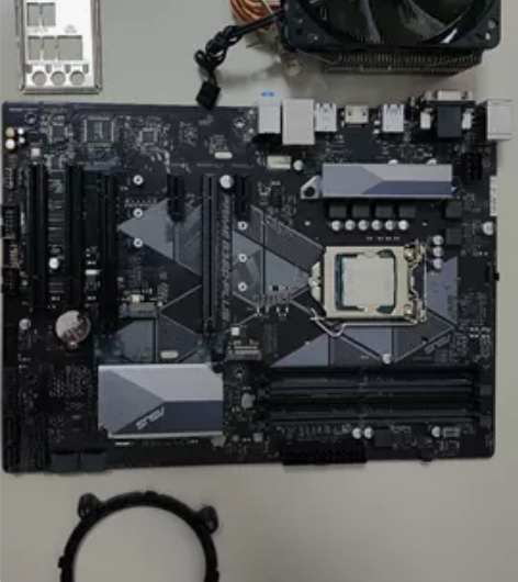 出售闲置一套9400F和B360主板， 送...