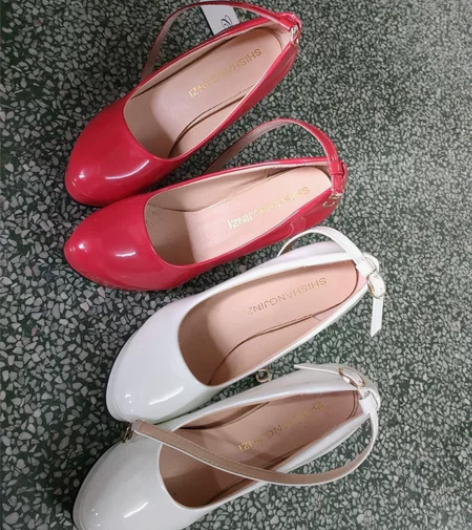 秋季新款韩版单鞋防水台女鞋粗跟高跟鞋圆头一...