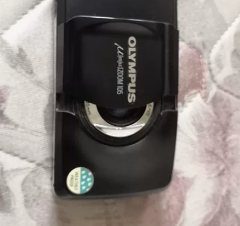 奥林巴斯相机  成色如图  没有电池了  ...