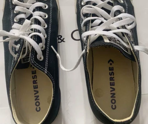 匡威帆布鞋，专柜购入，闲置便宜出，尺码见图...