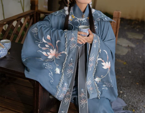 清梳原创西府幽兰明制汉服立领长袄刺绣云肩齐...