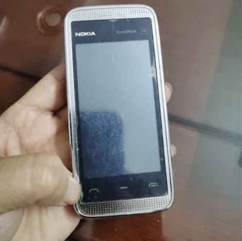 诺基亚NOKIA，极品经典机型，单机带电池...