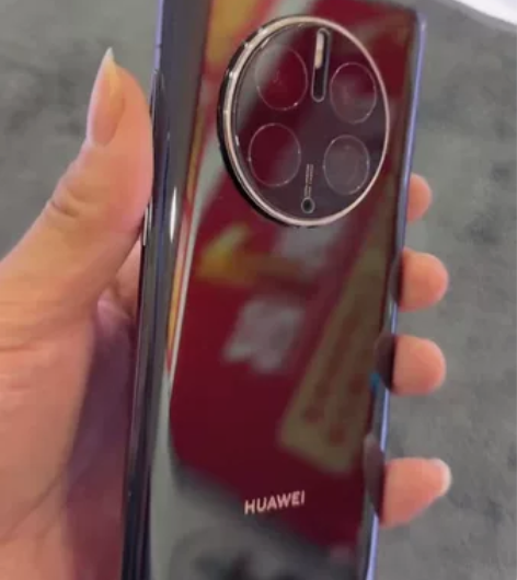 华为，mate50pro 8+256.激活...