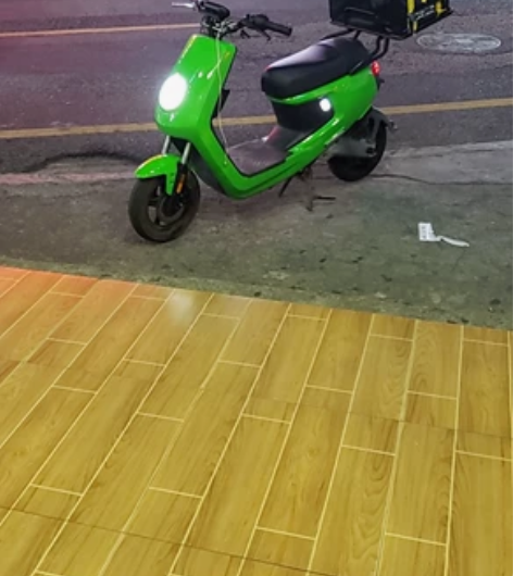 小牛电动m+青春版，已改裸把，48v30电...