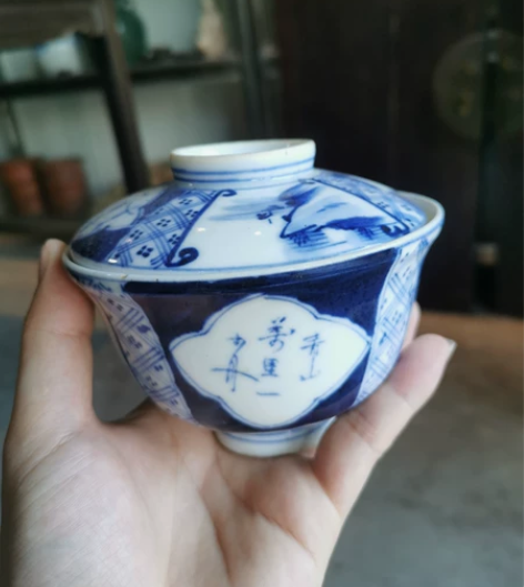 民国青花大盖碗，有极轻虫咬，总体完整 扩展...
