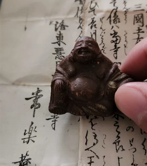 日本回流，迷你布袋和尚像，全品原盒陶历，底...