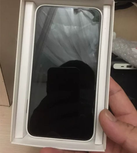 现货出一台现货三星mifi，全网通5G，有...