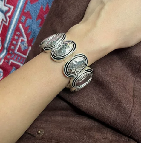 中古部落感重工金属弹力手镯 保存时间久久，...