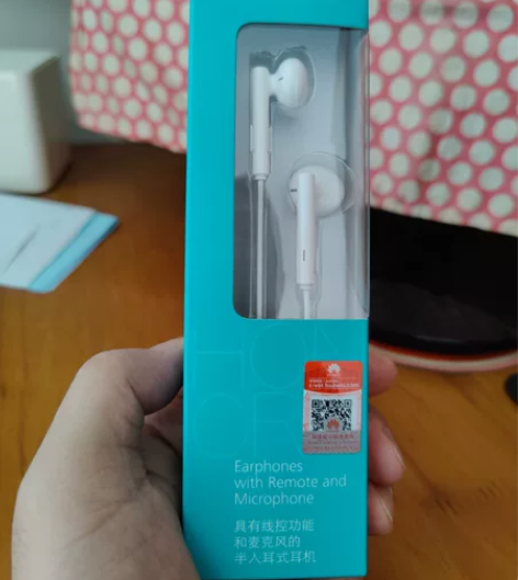 荣耀耳机，AM115 感兴趣的话点“我想要...