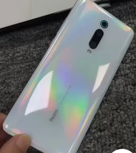 出售一台99新的红米k20pro手机，全网...