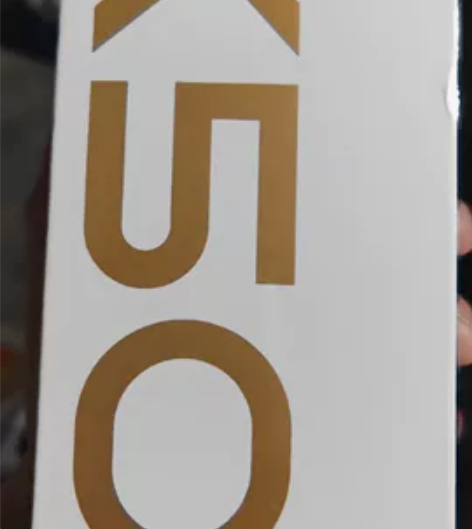 红米K50，12+256G，全新未拆封的，...