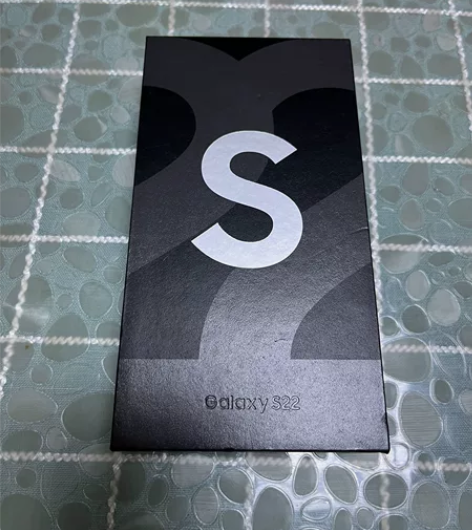三星 SAMSUNG Galaxy S22...