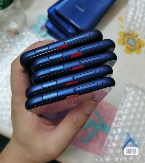 捡漏华为荣耀9x   二手手机  4+64...