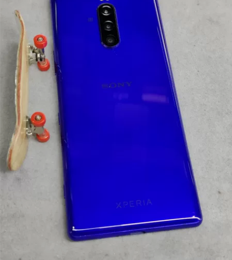 99新索尼xperia1国行6+128g紫...